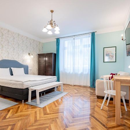 Old City Apartment Oradea Zewnętrze zdjęcie